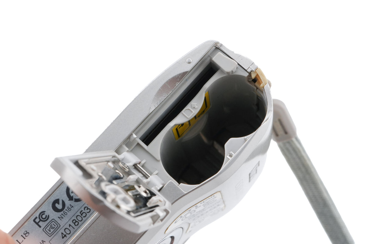 Nikon Coolpix L18