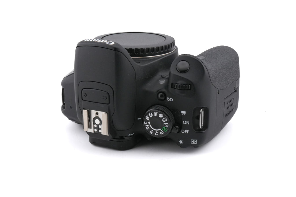 Canon EOS 700D