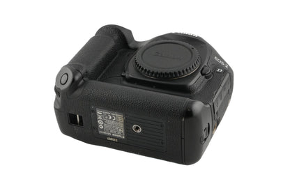 Canon EOS 1D Mark III