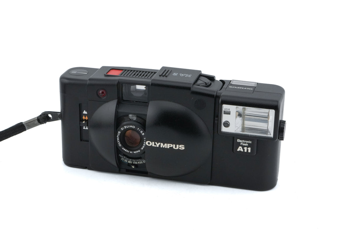 Olympus XA2 (Black) + A11 Electronic Flash