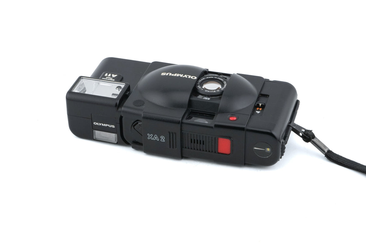 Olympus XA2 (Black) + A11 Electronic Flash