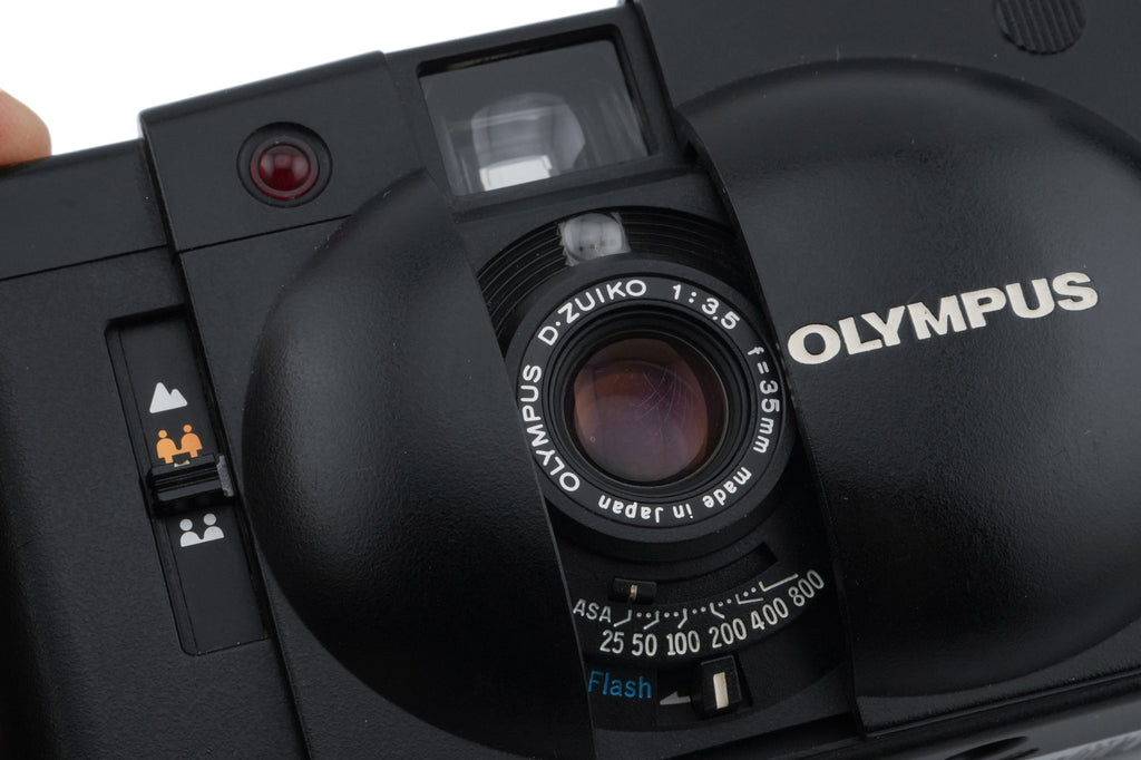 Olympus XA2 (Black) + A11 Electronic Flash
