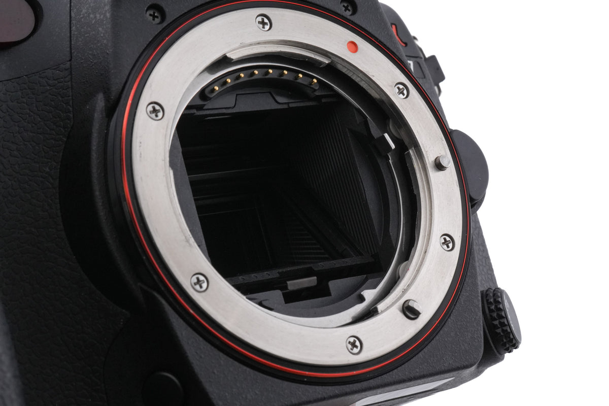 Sony A77