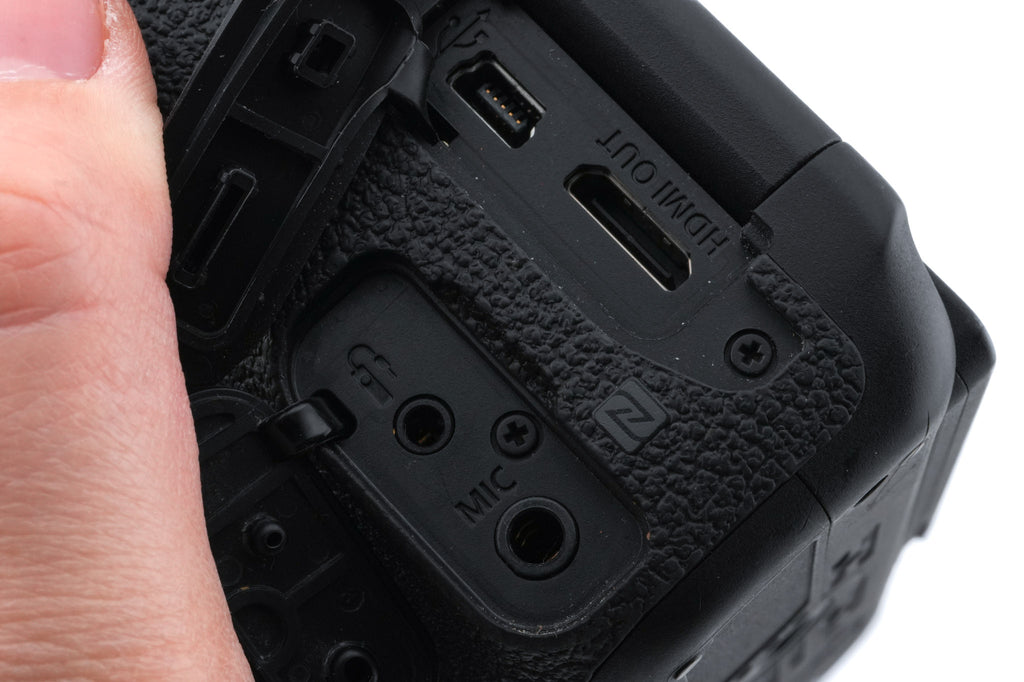 Canon EOS 77D
