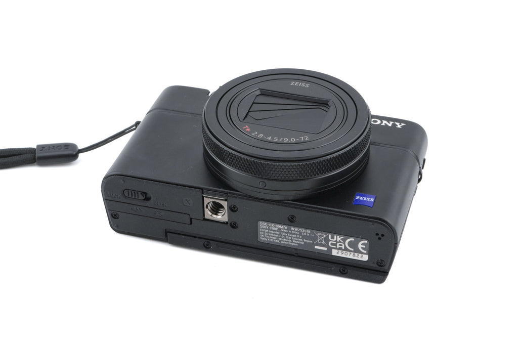 Sony Cyber-Shot DSC-RX100 VII
