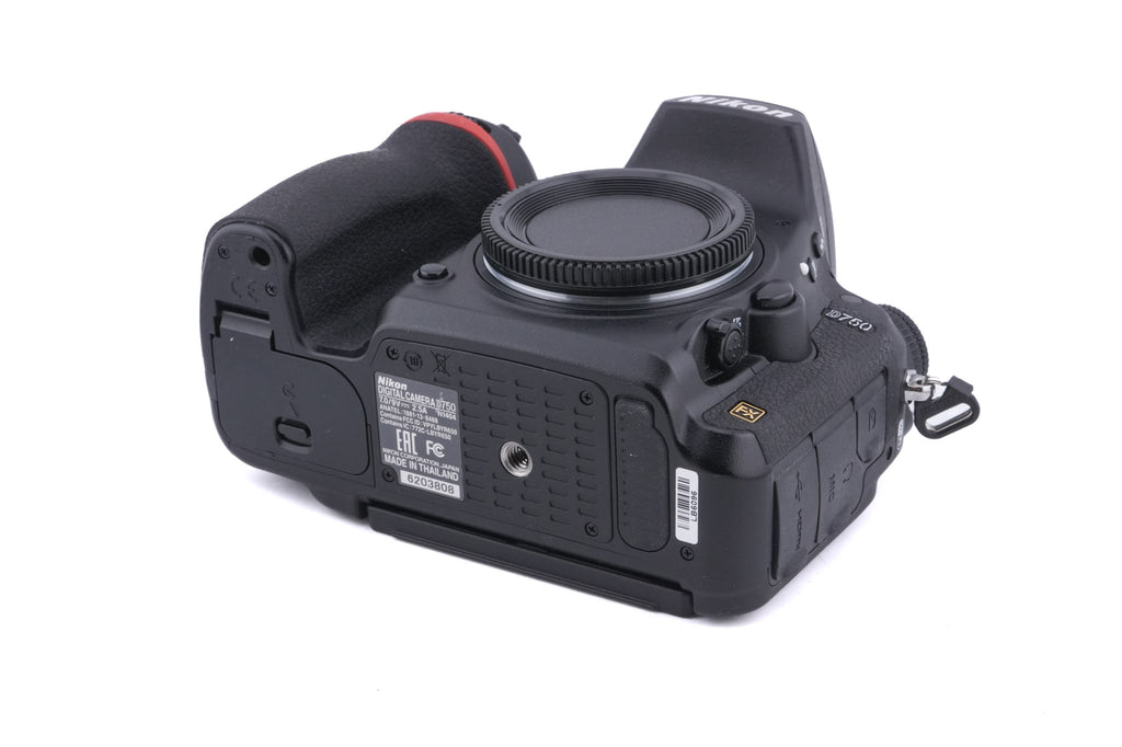 Nikon D750