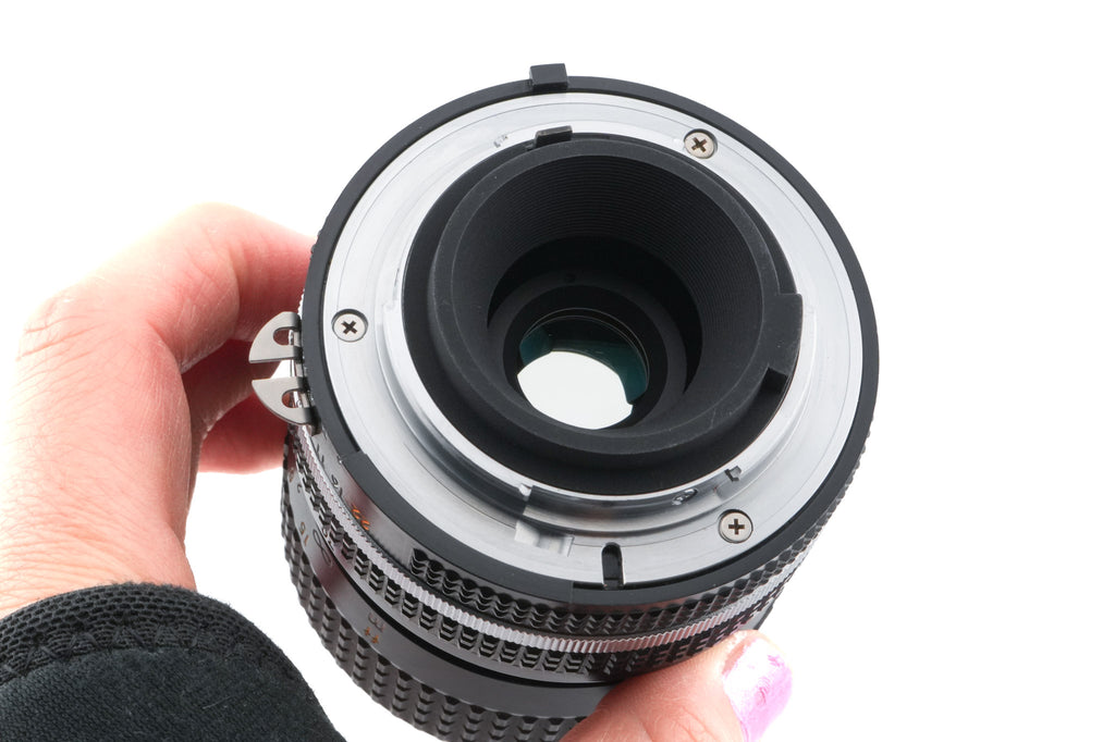 Nikon 35-70mm f3.3-4.5 Zoom-Nikkor AI-S