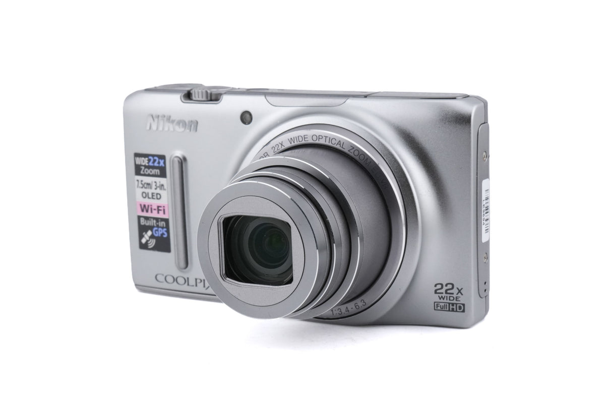 Nikon Coolpix S9500