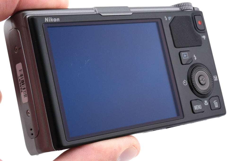 Nikon Coolpix S9500