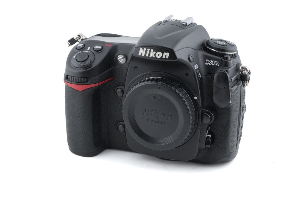 Nikon D300S