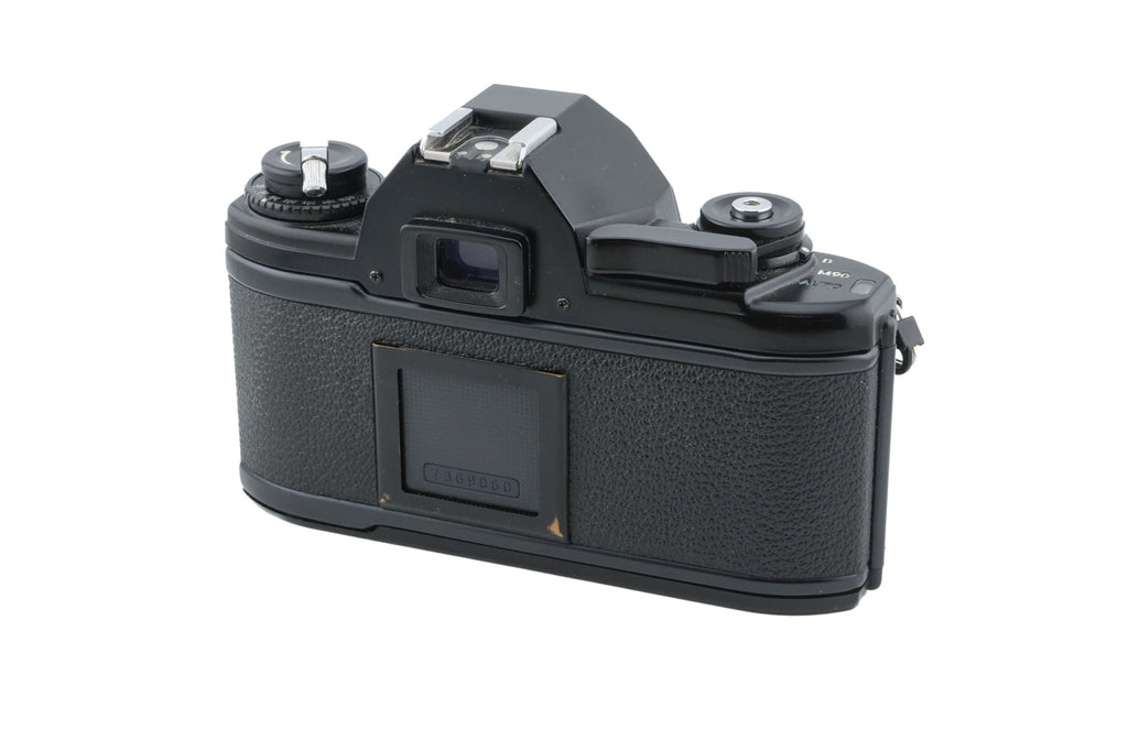 Nikon EM
