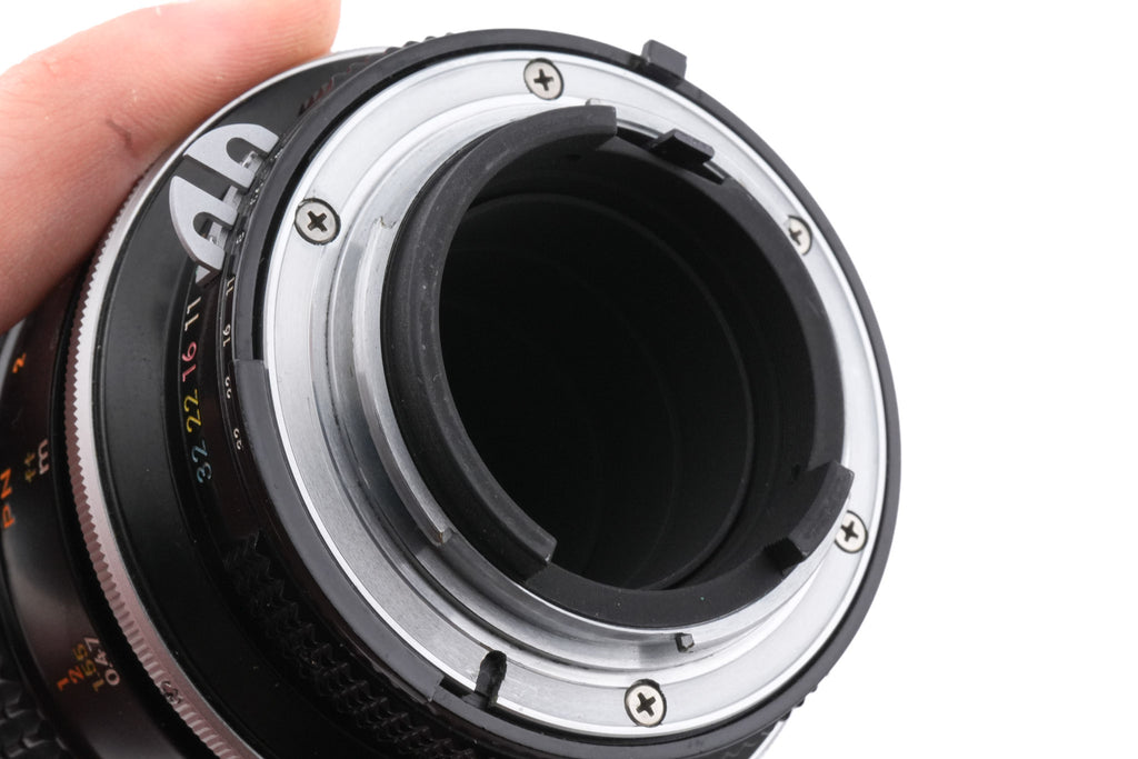 Nikon 105mm f4 Micro-Nikkor AI