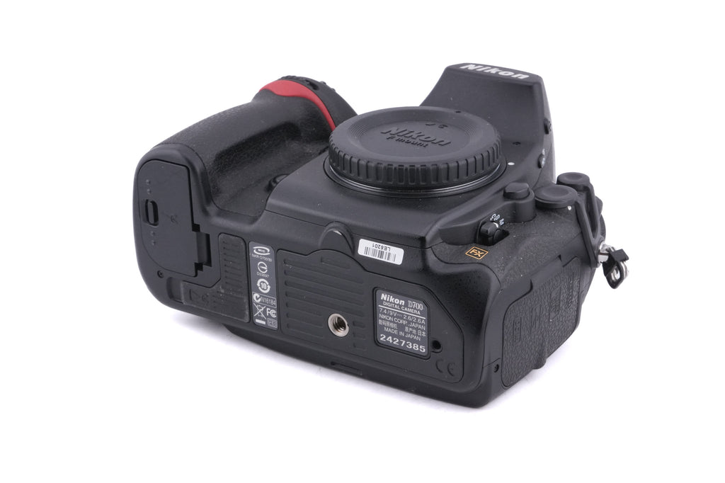 Nikon D700