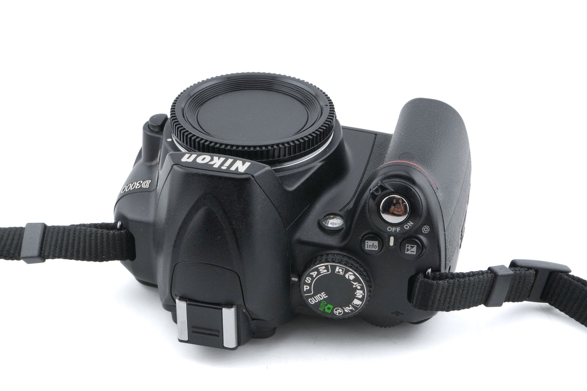 Nikon D3000