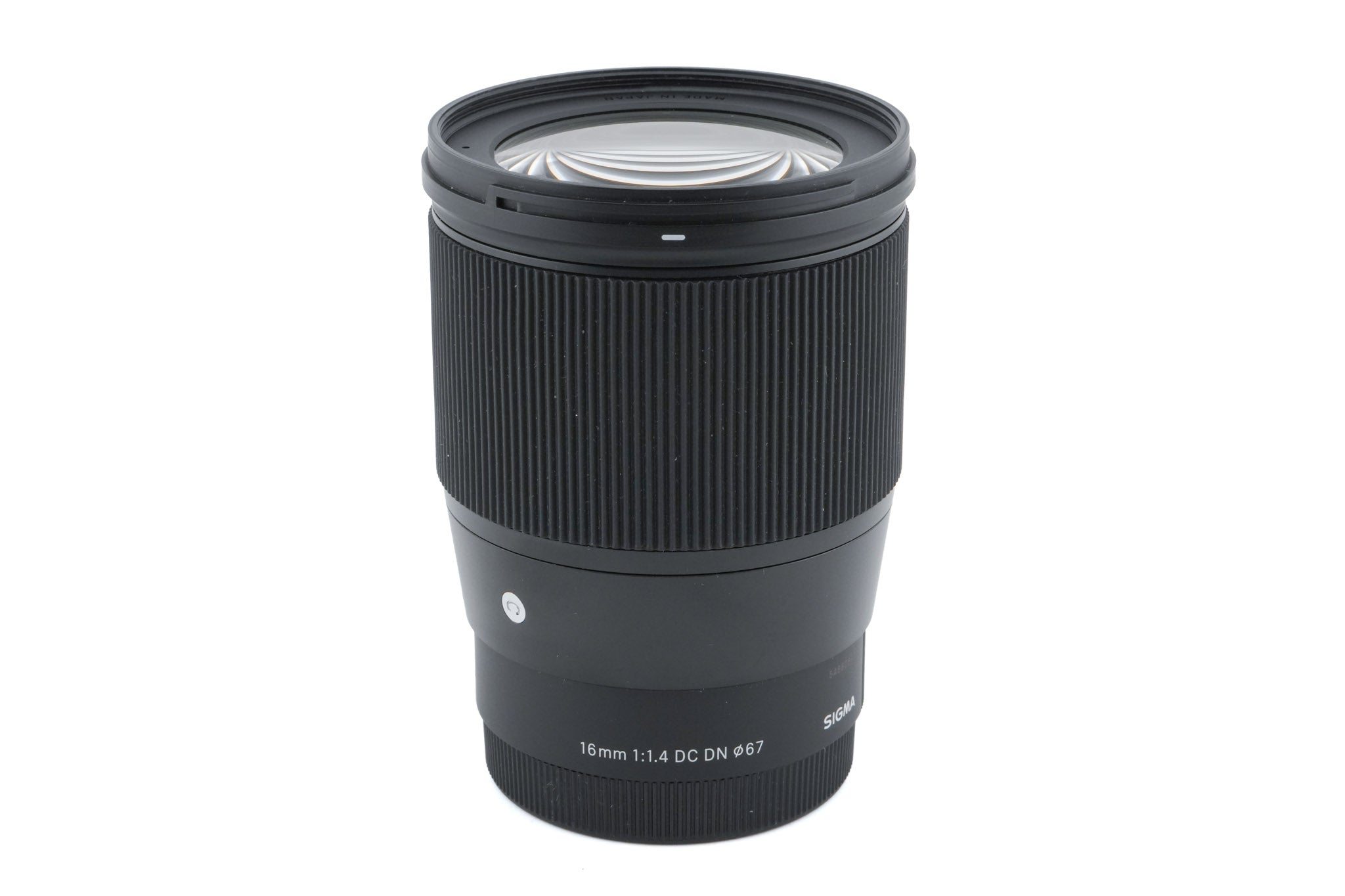 Sigma 16mm f1.4 DC DN Contemporary (017)