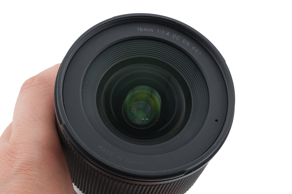 Sigma 16mm f1.4 DC DN Contemporary (017)