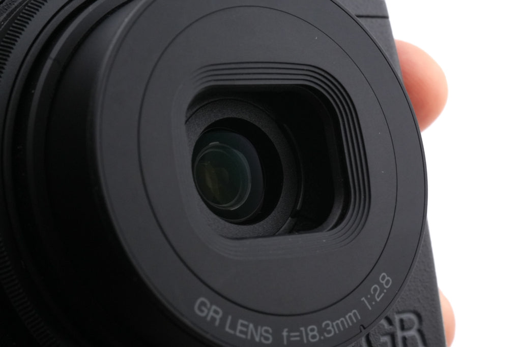 Ricoh GR III