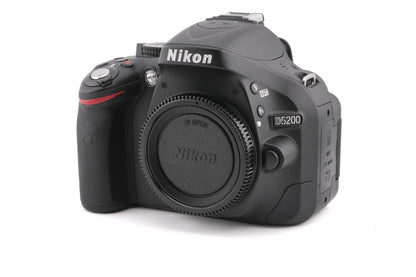 Nikon D5200