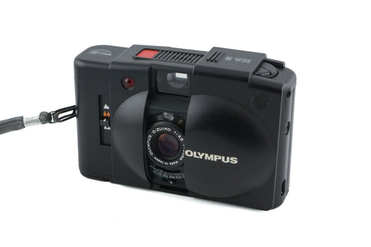 Olympus XA2 (Black)