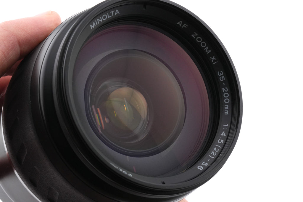 Minolta 35-200mm f4.5-5.6 AF Zoom Xi