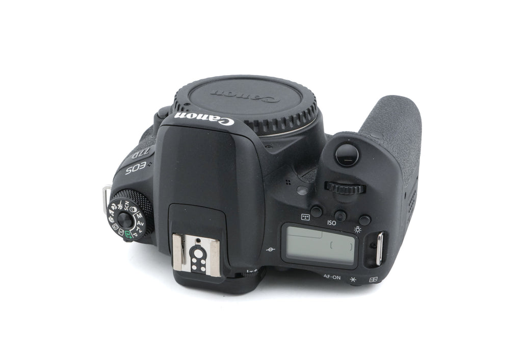 Canon EOS 77D