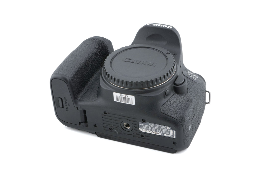 Canon EOS 77D