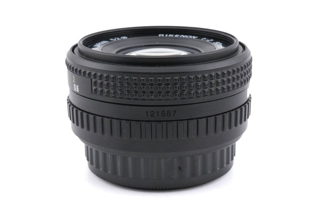 Ricoh 50mm f2 Rikenon