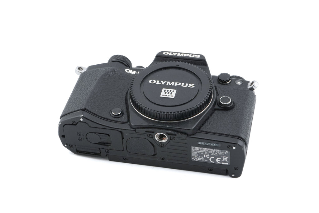 Olympus OM-D E-M5 Mark II