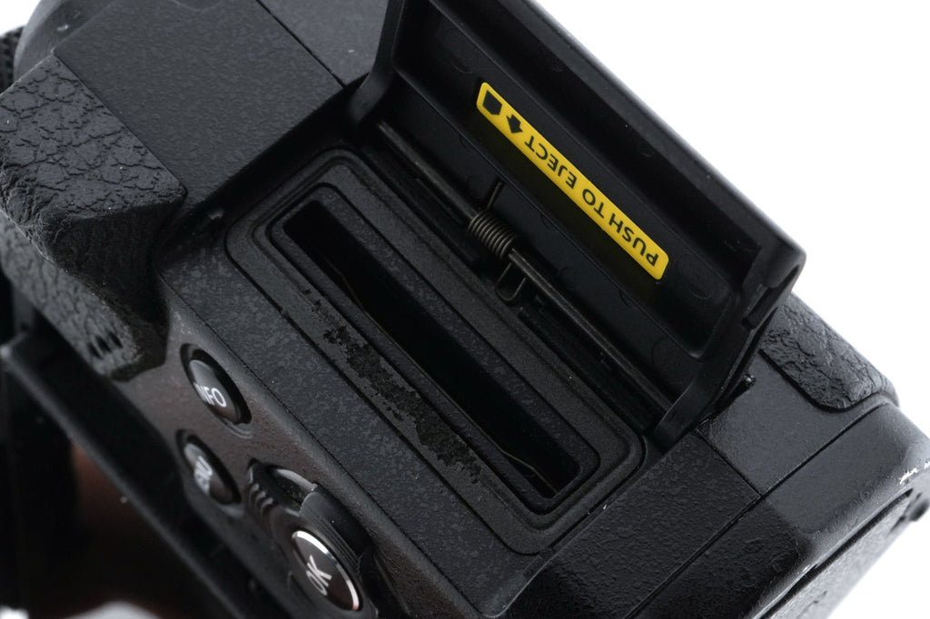 Olympus OM-D E-M5 Mark II