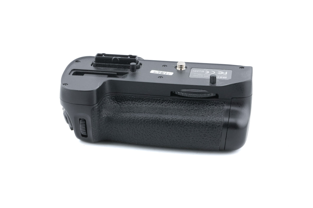 Meike MK-D7100 Multi-Power Battery Pack