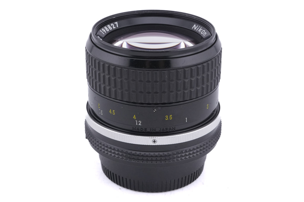 Nikon 85mm f2 Nikkor AI