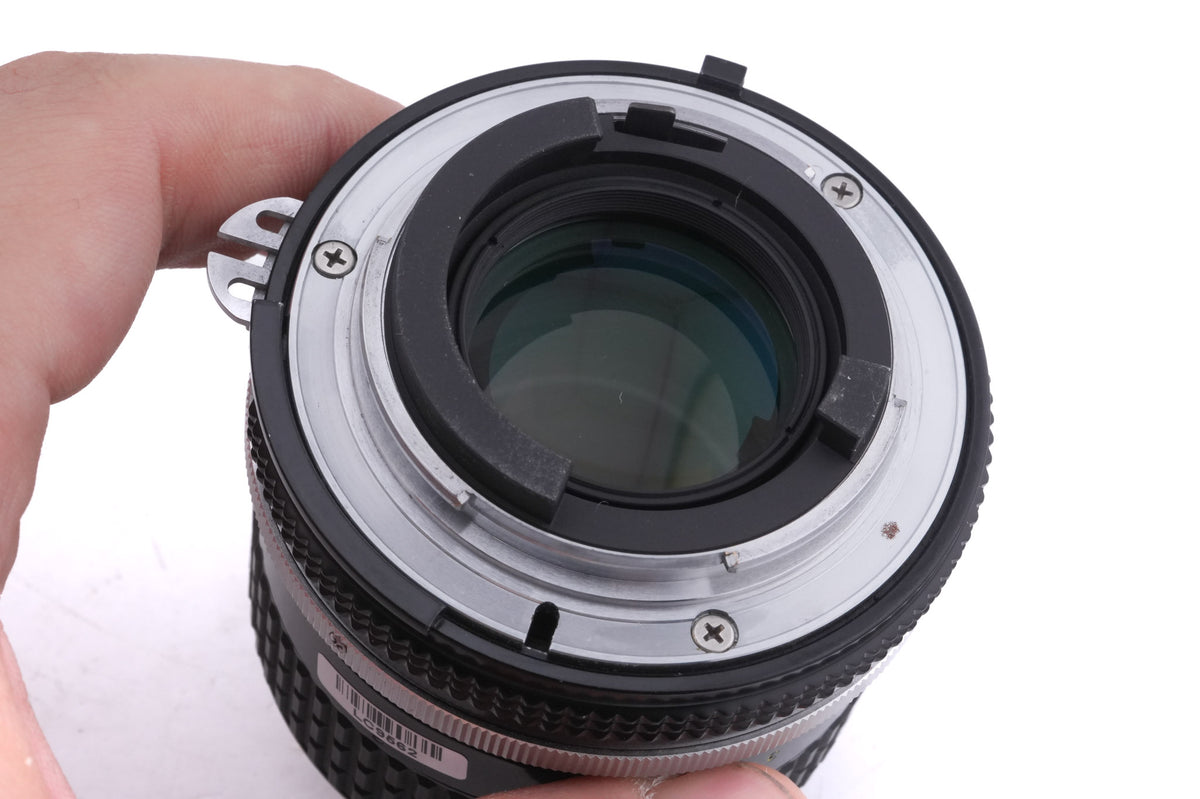 Nikon 85mm f2 Nikkor AI