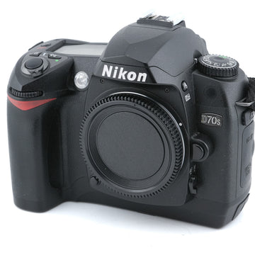 Nikon D70s