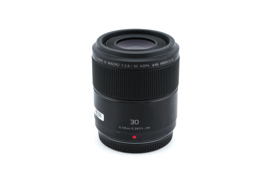 Panasonic 30mm f2.8 G Macro ASPH. Mega O.I.S.