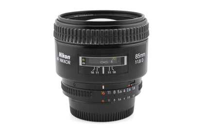 Nikon 85mm f1.8 AF Nikkor D + HN-23 Lens Hood