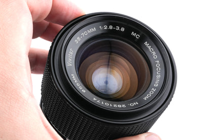 Vivitar 35-70mm f2.8-3.8 Macro Focusing Zoom MC AI