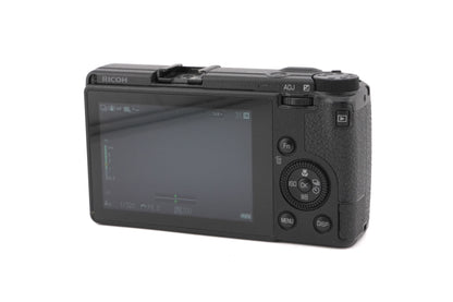 Ricoh GR III