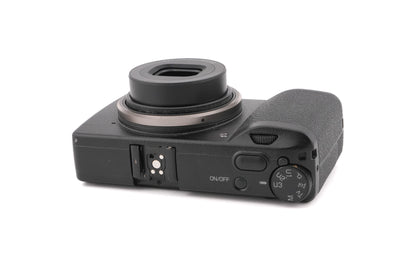 Ricoh GR III