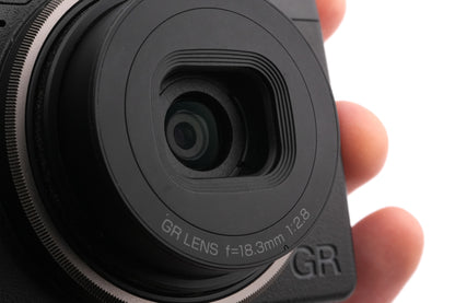 Ricoh GR III
