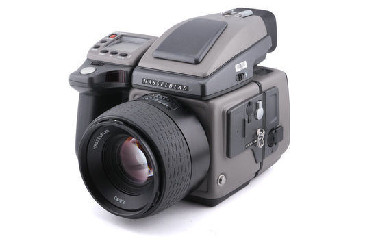 Hasselblad H2 + HM 16-32 Film Magazine + 80mm f2.8 HC + HV 90x Viewfinder