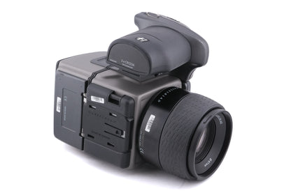 Hasselblad H2 + HM 16-32 Film Magazine + 80mm f2.8 HC + HV 90x Viewfinder