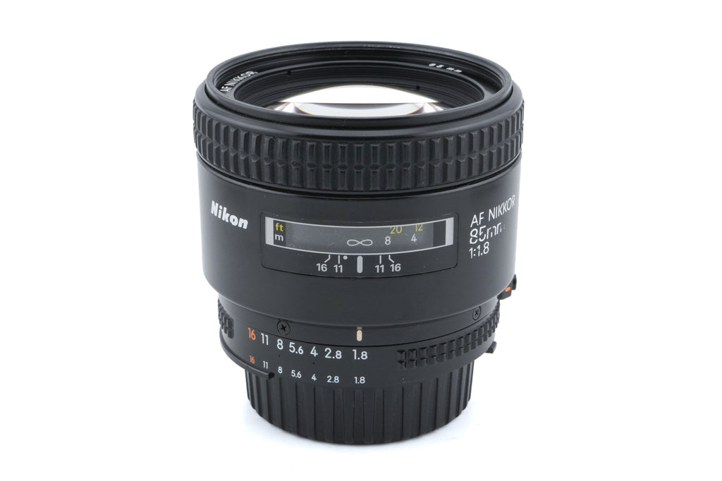 Nikon 85mm f1.8 AF Nikkor