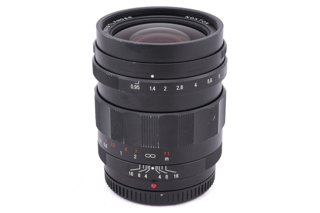 Voigtländer 25mm f0.95 Nokton Type II