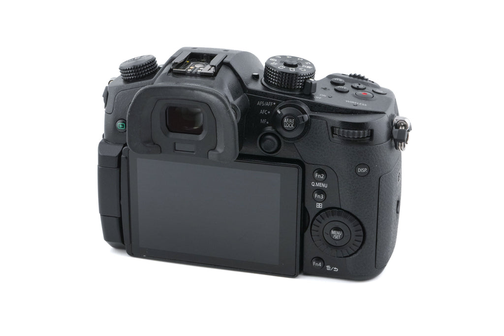 Panasonic Lumix DC-GH5