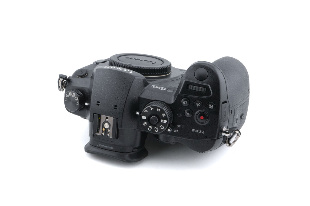 Panasonic Lumix DC-GH5