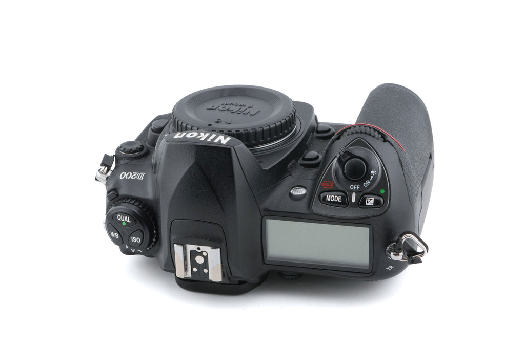 Nikon D200