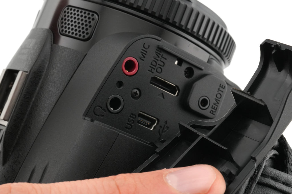 Canon XA11