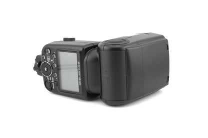 Nikon SB-900 Speedlight