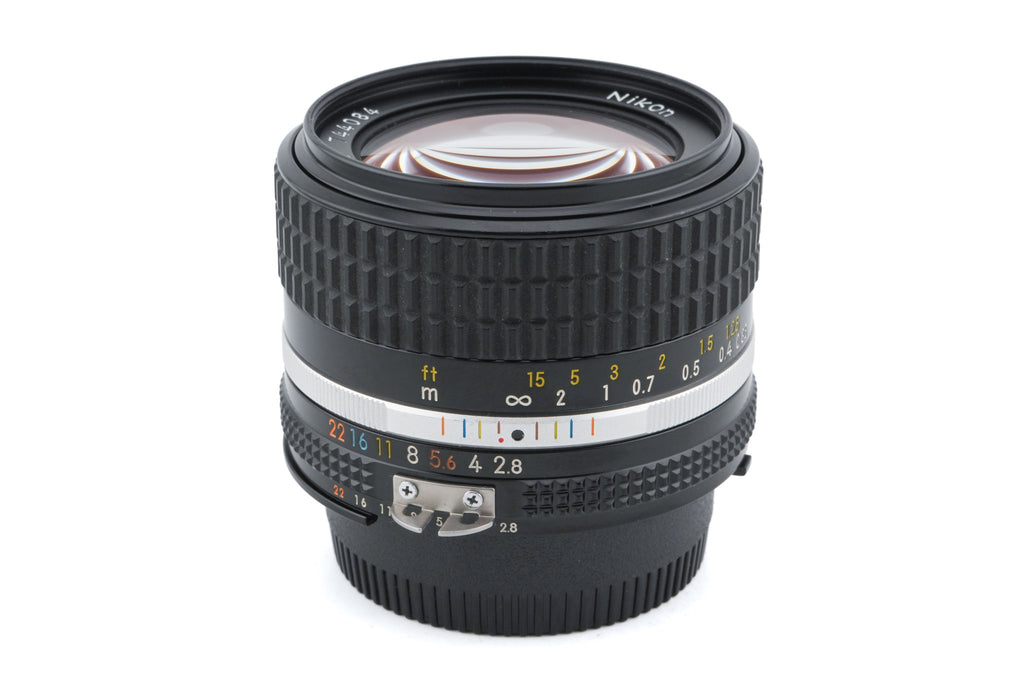 Nikon 28mm f2.8 Nikkor AI-S