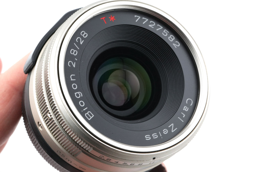Carl Zeiss 28mm f2.8 Biogon T*